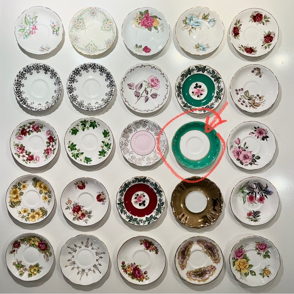 🎈2/$30 - Royal Grafton TEACUP. White, teal and gold stars. Made in England. - Picture 6 of 6